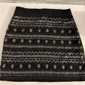 Alya NWT Beaded and Sequin Black Lined Skirt. Size M